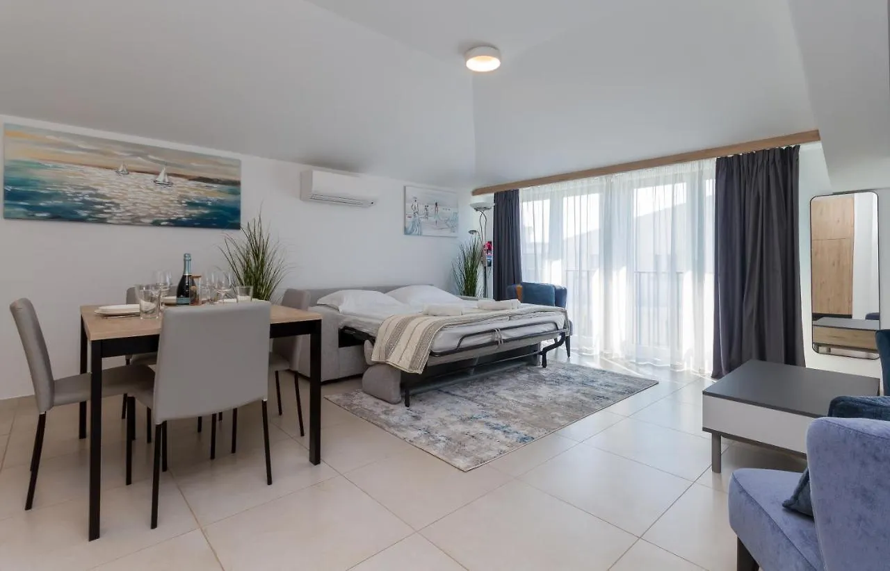Garden Palace - Dorothy Supreme Apartment Umag