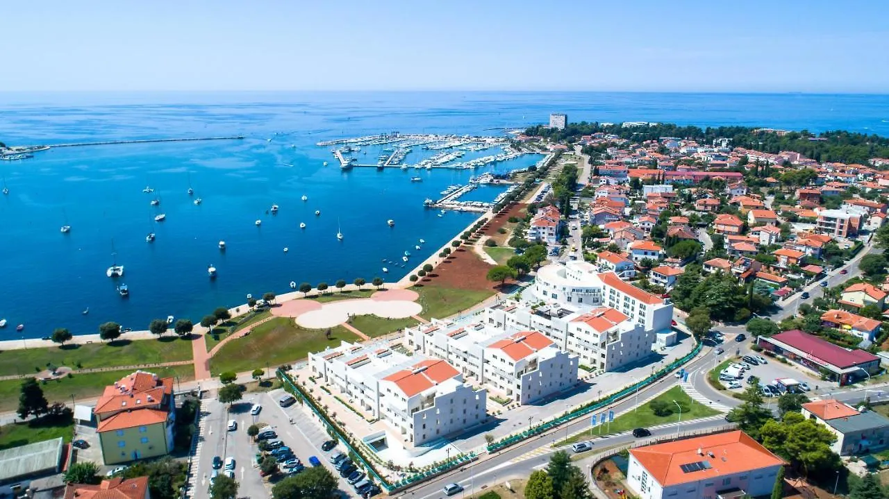 Garden Palace - Dorothy Supreme Apartment Umag Croatia
